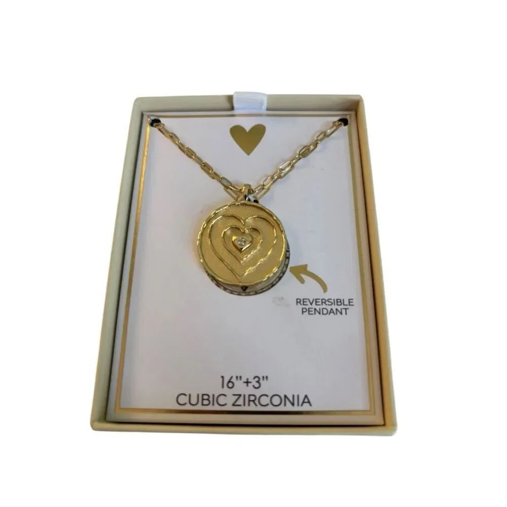 Gold Toned Reversible Medallion Heart Pendant Necklace. Very Pretty